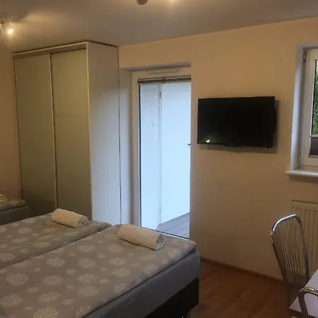 Dwa Osobne Pokoje Z Kuchnia I Lazienka Na Wylacznosc- Niedaleko Plazy Homestay